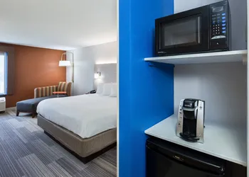 Holiday Inn Express Cedar Rapids (Collins Rd) by IHG hotel thumbnail 7
