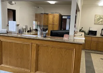 Express Inn & Suites hotel thumbnail 7