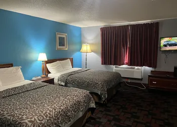 Rodeway Inn Whitehall hotel thumbnail 4