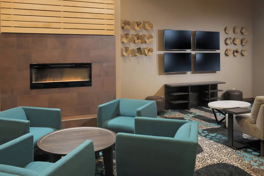 Courtyard Marriott Riverwalk hotel detail image 2