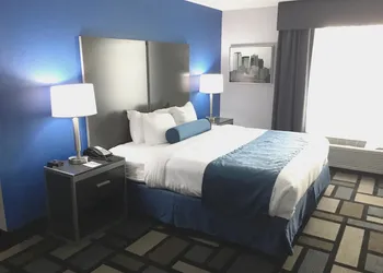 Best Western Plus Birmingham Inn & Suites hotel thumbnail 3
