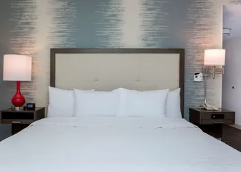 Hampton Inn & Suites San Diego-Poway hotel thumbnail 5