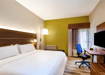 Holiday Inn Express Tampa-Brandon by IHG hotel thumbnail 4