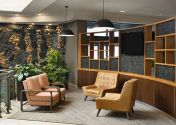 Four Points by Sheraton Edmonton South hotel thumbnail 3