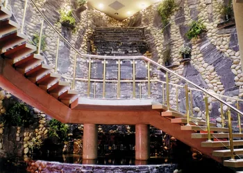 Four Points by Sheraton Edmonton South hotel thumbnail 6