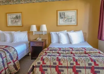 California Suites Hotel hotel thumbnail 3