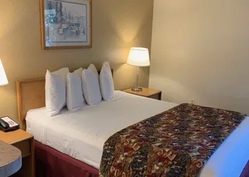 California Suites Hotel hotel thumbnail 6
