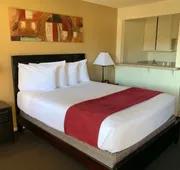 California Suites Hotel hotel detail image 7