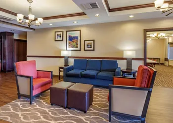 Comfort Inn & Suites Russellville I-40 hotel thumbnail 3