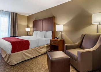 Comfort Inn & Suites Russellville I-40 hotel thumbnail 7