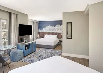 Hyatt Centric The Pike Long Beach hotel thumbnail 7