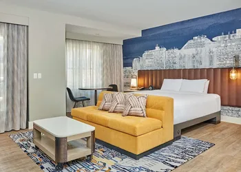 Hyatt Centric The Pike Long Beach hotel thumbnail 8
