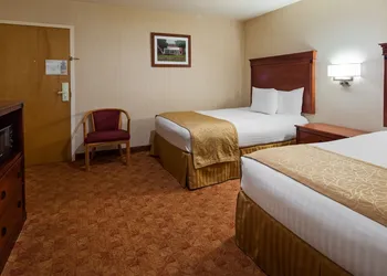 Inn on Storrs hotel thumbnail 4