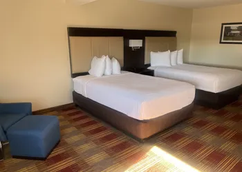 Inn on Storrs hotel thumbnail 7