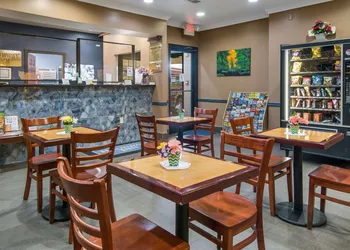 Rodeway Inn Carrollton I-35E hotel thumbnail 3