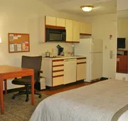 Candlewood Suites - Syracuse Airport by IHG hotel detail image 3