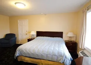 Alpine Inn Rockford hotel thumbnail 7