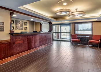 Comfort Inn & Suites South Hill I-85 hotel thumbnail 3