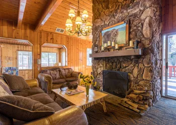 Big Bear Frontier hotel thumbnail 3