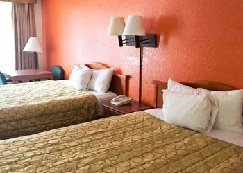 Motel 6 San Diego, CA - Southbay hotel thumbnail 3