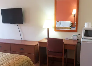 Motel 6 San Diego, CA - Southbay hotel thumbnail 4