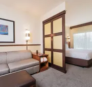 Hyatt Place Charleston Airport/Convention Center hotel detail image 4