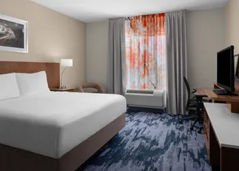 Fairfield Inn & Suites Tustin Orange County hotel thumbnail 7
