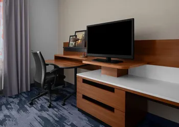 Fairfield Inn & Suites Tustin Orange County hotel thumbnail 8