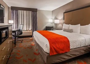 Best Western Plus North Joliet hotel thumbnail 7