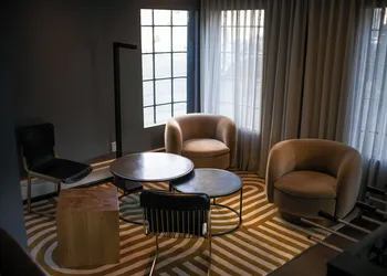 Hotel Garrett hotel thumbnail 2