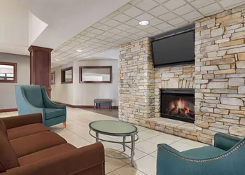 Wingate By Wyndham Southport hotel thumbnail 5
