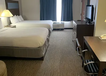 Wingate By Wyndham Southport hotel thumbnail 7