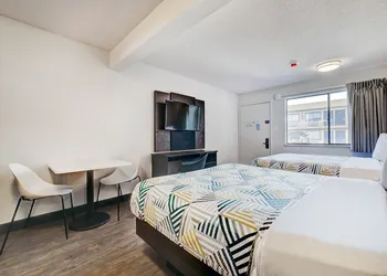 Studio 6 Rock Springs WY Flaming Gorge hotel thumbnail 5
