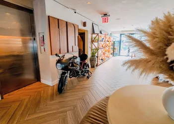 CODA Williamsburg hotel thumbnail 3
