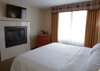 Holiday Inn Battle Creek by IHG hotel thumbnail 8