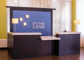 Holiday Inn Express & Suites New Orleans Airport South by IHG hotel thumbnail 2