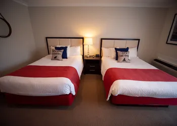 Oak Island Resort & Conference Centre hotel thumbnail 6