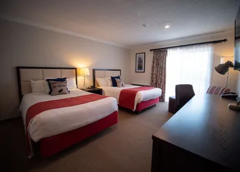 Oak Island Resort & Conference Centre hotel thumbnail 7