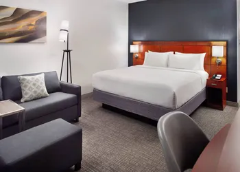 Courtyard by Marriott Raleigh Midtown hotel thumbnail 6