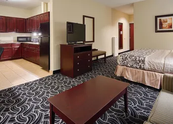 Best Western Plus Katy Inn & Suites hotel thumbnail 7