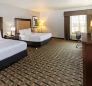 La Quinta Inn & Suites by Wyndham Mt. Pleasant hotel detail image 7