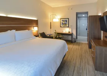 Holiday Inn Express & Suites Indianapolis Northwest by IHG hotel thumbnail 6