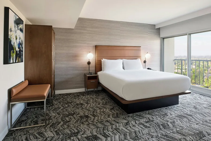 Courtyard by Marriott Los Angeles - Sherman Oaks hotel detail image 6