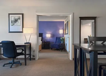 Holiday Inn South Plainfield-Piscataway by IHG hotel thumbnail 4