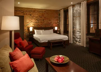 Hotel Nelligan hotel thumbnail 6