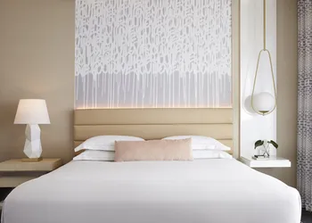 Kimpton Hotel Wilshire by IHG hotel thumbnail 7