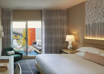 Kimpton Hotel Wilshire by IHG hotel thumbnail 8