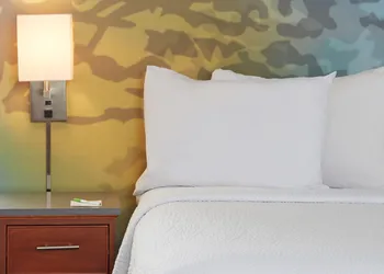 Courtyard by Marriott Bloomington by Mall of America hotel thumbnail 8