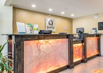 Quality Inn Cle Elum-Ellensburg hotel thumbnail 4