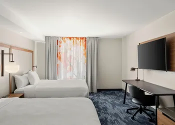 Fairfield Inn & Suites by Marriott New Buffalo hotel thumbnail 6